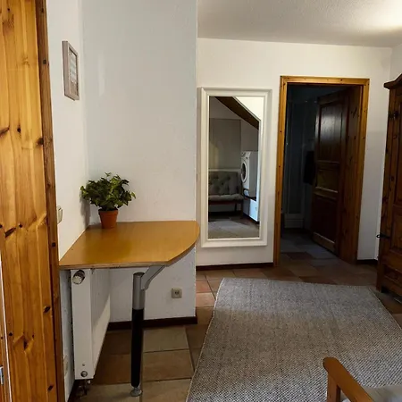 In Reelkirchen Mit 1 Schlafzimmer Appartamento