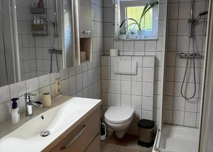 In Reelkirchen Mit 1 Schlafzimmer 公寓 *